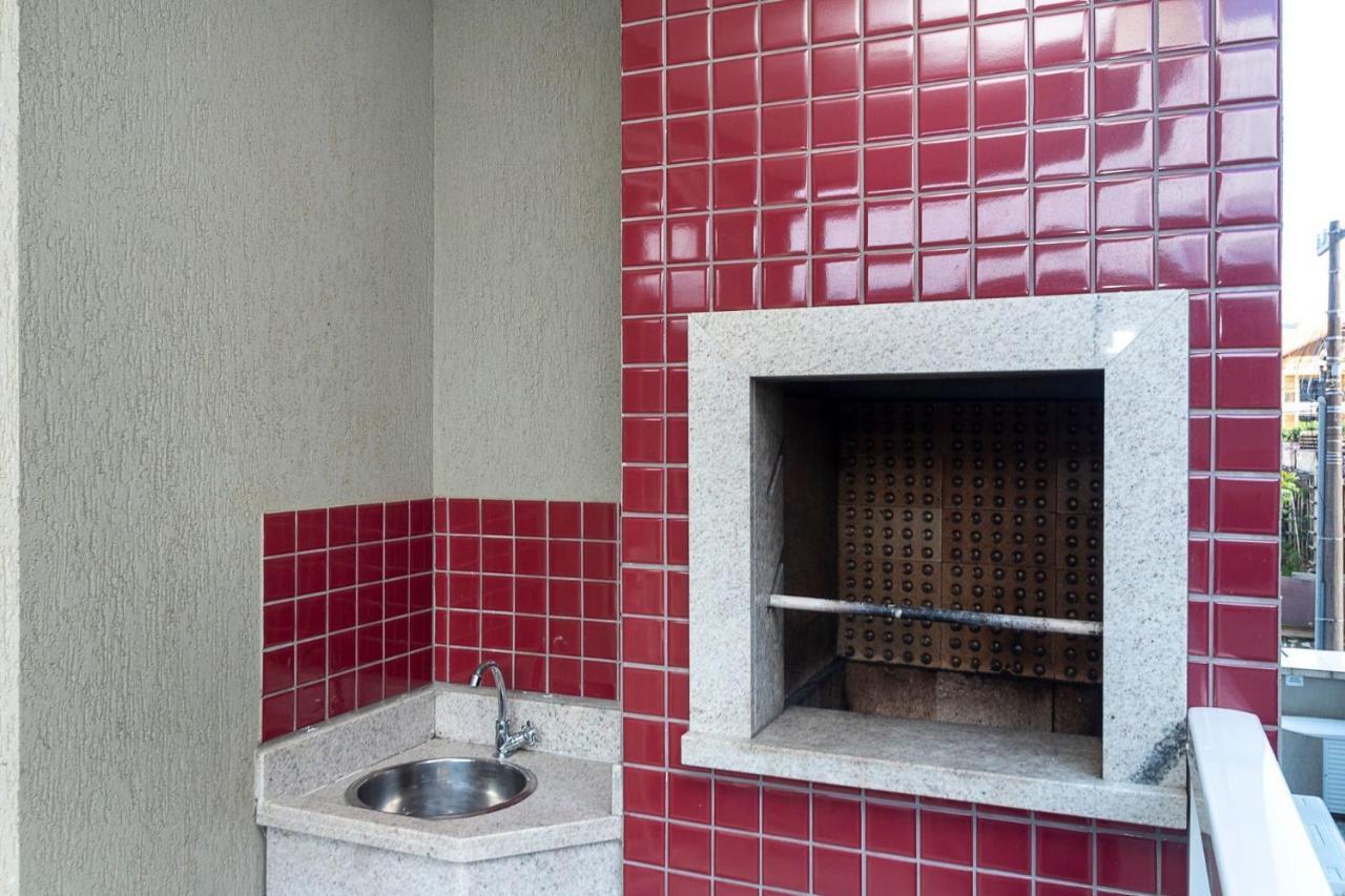 Aluguel de Apartamento 3 quartos sendo 1 suíte para 7 pessoas à 100 metros do mar em Bombas Bombinhas Exterior foto